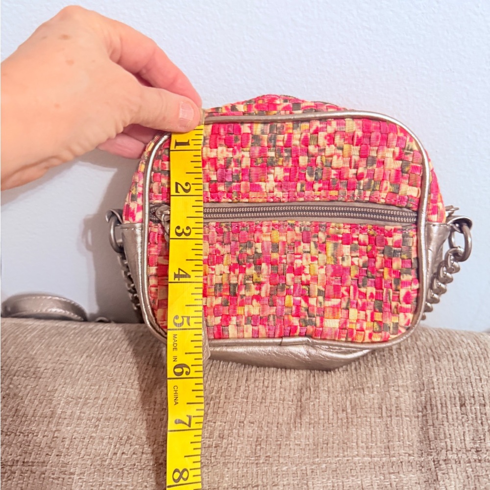 The Sak Multicolor Woven Crossbody Camera‎ Style Bag - Picture 2 of 11